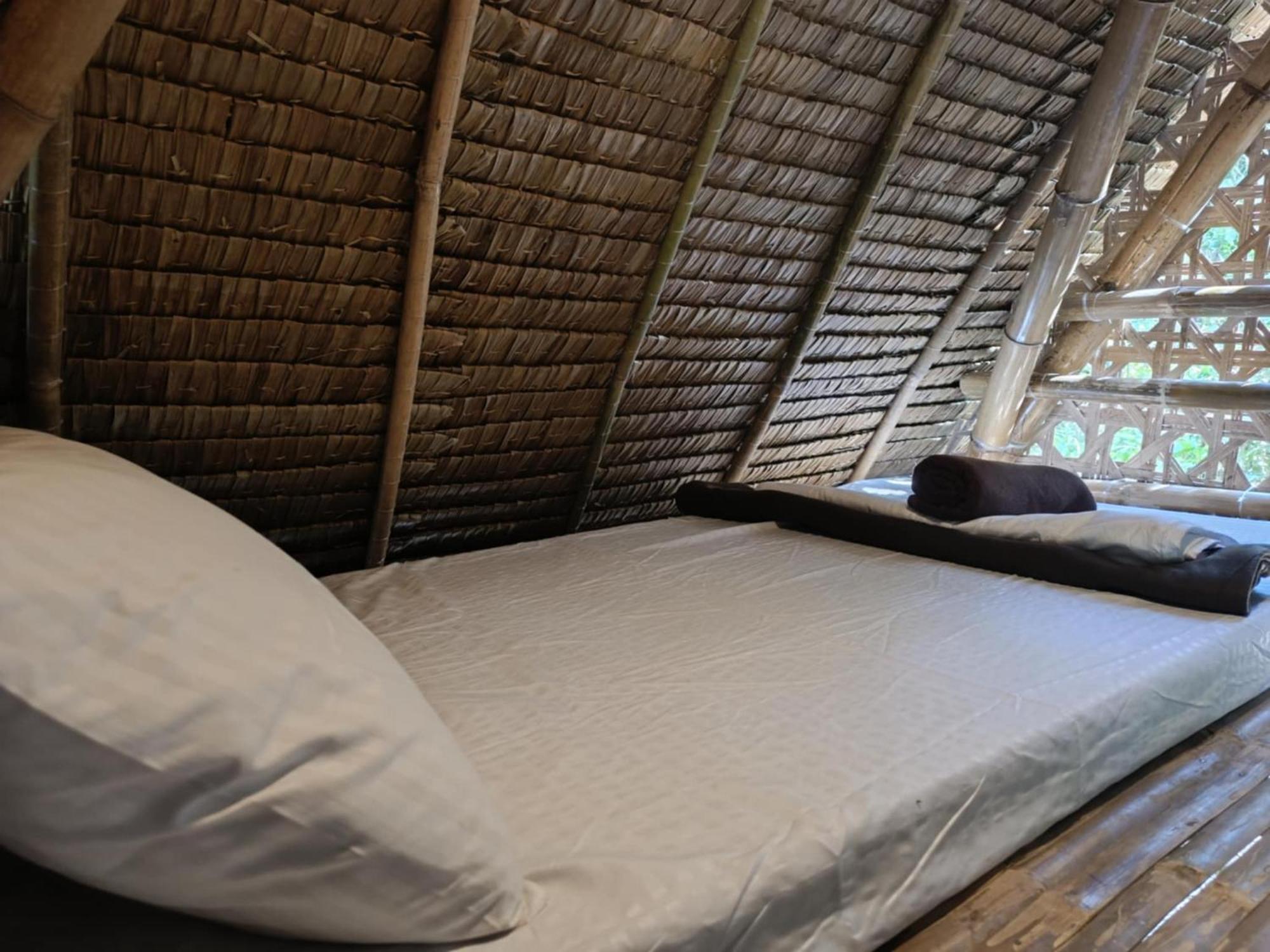 Ecocio Jungle Hostel Coron Exterior foto